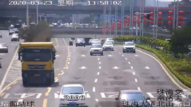 #你的育儿经#双胞胎孕妇产期提前破羊水，吓坏新手奶爸！送到医院情况不妙！