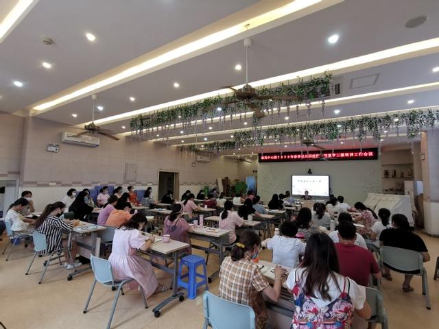 超级宝妈|厦门同安:落实意识形态 做好复学第一课