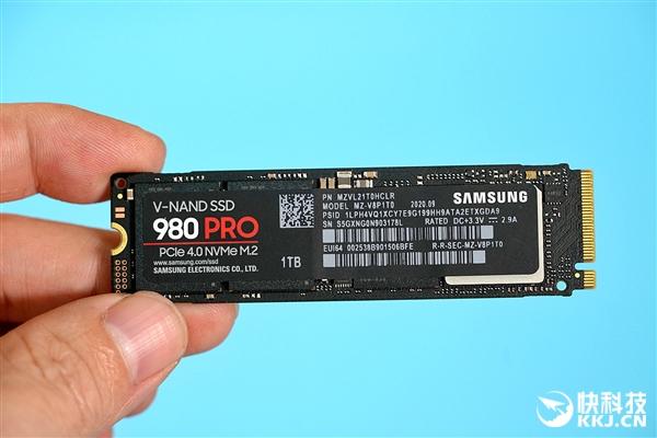 最强PCIe 4.0固态硬盘 三星980 Pro图赏