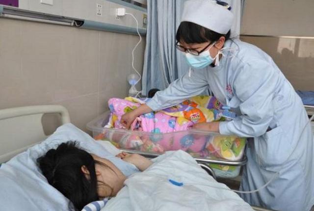 #你的育儿经#生完孩子后,医生常问的这2个问题,过来人都明白有多尴尬