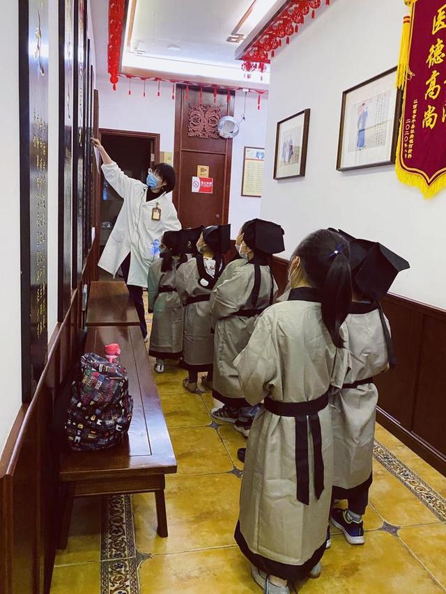 佛手|当孩子遇到佛手，会一场怎样的深秋邂逅？既是非同寻常的中医体验，更是传承着中华文化