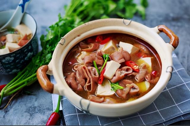大肠豆腐不会炖？教你这3招，大肠不腥气，豆腐不烂，入味又好吃