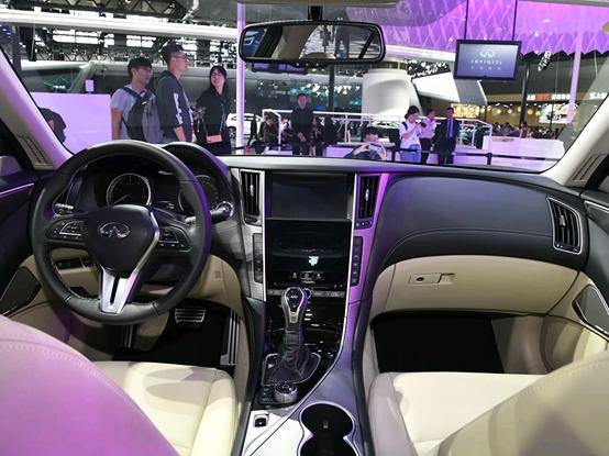 2.0T+7AT，211马力，4年质保，销量口碑都不错