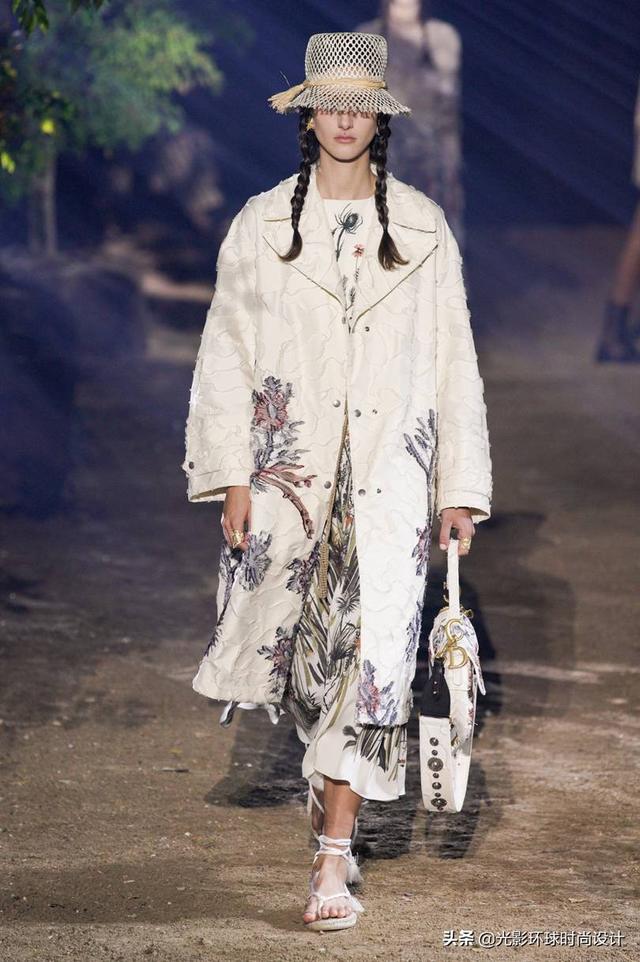 最时尚Christian Dior 2020春夏系列-贴近自然的森林秀