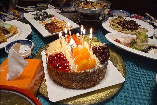 [你的育儿经]孩子过生日是选择“阴历还是阳历”？看完这3条，再做决定也不迟