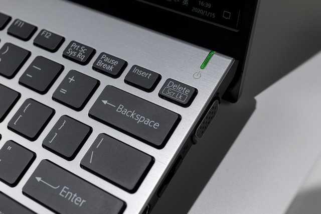 勇哥科技:VAIO SX12评测 十代芯轻量易携带,接口丰富超满足