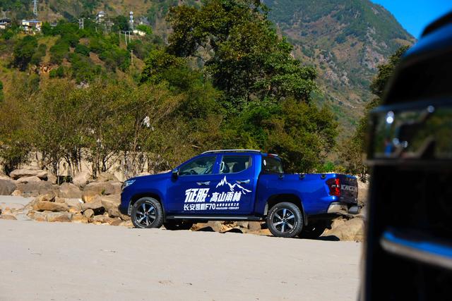 标致的内饰雪铁龙的底盘，长安凯程F70不止能拉货