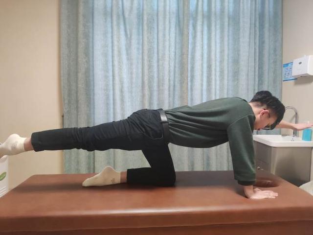 华永均|10岁小女孩得了腰椎间盘突出症！医生：低龄纪录又被刷新