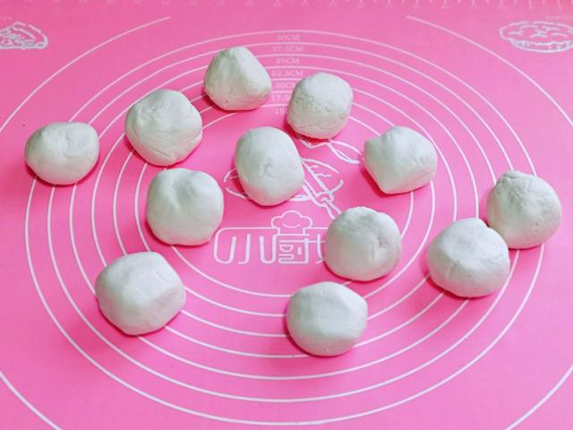 冬天就馋这个美食，做法简单，外酥里软，80后儿时的零食