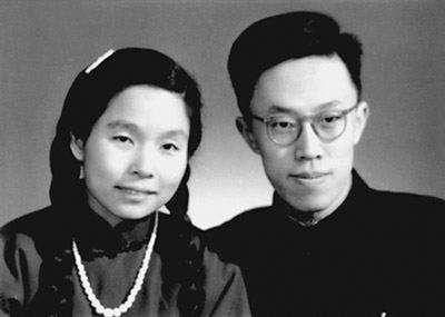 结婚55年的妻子患癌病逝，王蒙迎娶小20岁娇妻，自称一见钟情