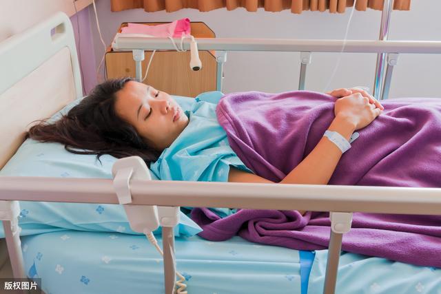[你的育儿经]女性剖腹产，肚子留下丑丑的疤，术后该如何恢复？注意事项在这里