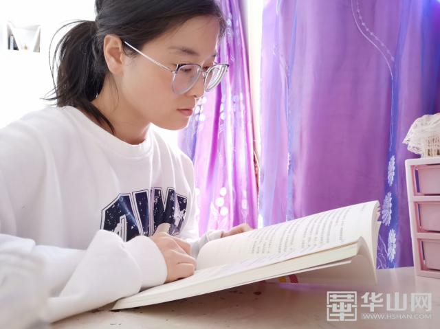 你的育儿经■阅读 感悟 共享--高新区第一幼儿园开展教师读书分享活动