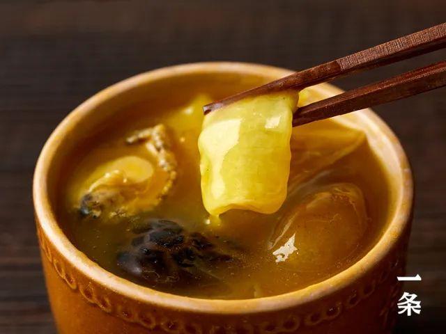 鲍鱼、海参、花胶、蹄筋……金色高汤浓醇鲜美，这“佛跳墙”绝了！丨种草机