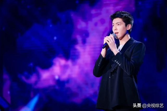 《开门大吉》现猜歌“神招”?上一秒号称目标是“答对一题”,下一秒按铃猛如虎|影视交流地