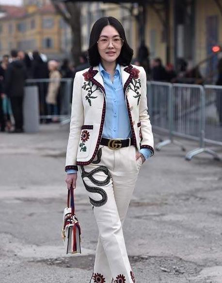 可爱多不多|小S生日与女儿相拥而泣,老公再次缺席女儿生日