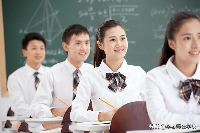 月儿弯|初中是孩子的转折点,家长不用慌张焦急,记得下面这四条释放压力