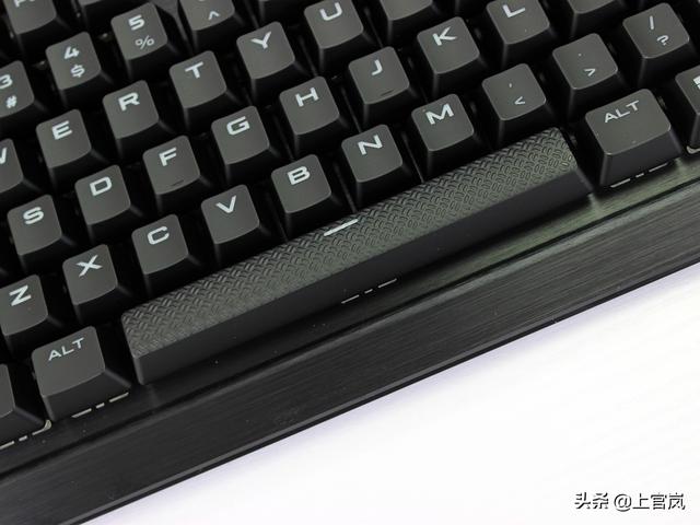 终于还是上了这条贼船，海盗船K70 RGB MK.2键盘开箱