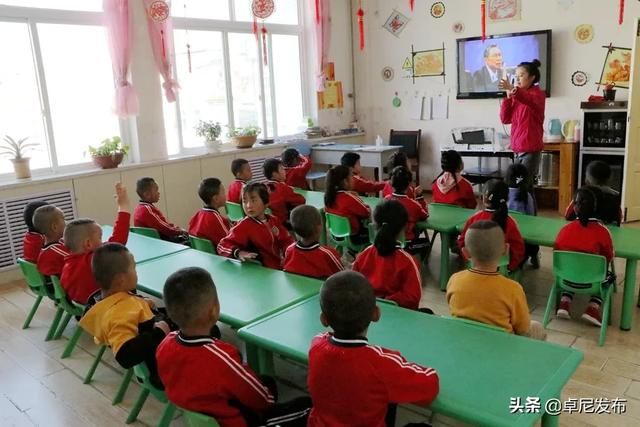 你的育儿经|卓尼幼儿园开园啦！直击“神兽归园”第一现场！