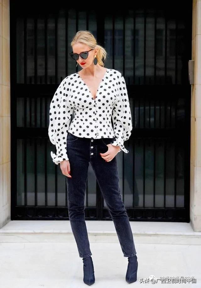 第五大道注意到这个小细节~你与时尚就是一“袖”之隔的距离