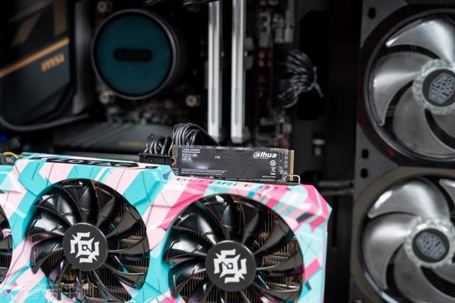 高性价比之选，10年质保更放心、大华C900系列固态硬盘评测