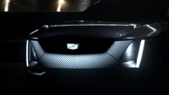 通用预热Cadillac Celestiq EV：可调节全景天窗 全宽度触控屏