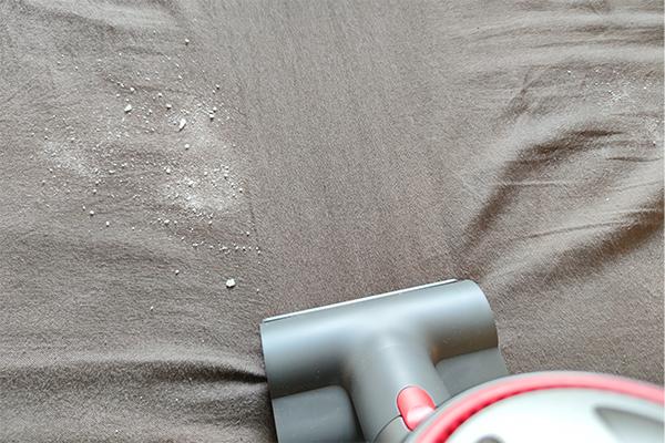 「中国网财经」石头手持无线吸尘器H6上手体验：颜值性能双在线 综合实力不逊戴森v10