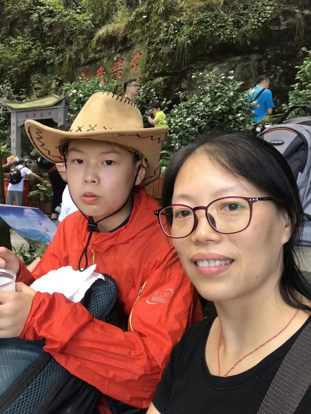 「你的育儿经」亲子健身课!第二季8个动作,华东师大二附中学生做示范!