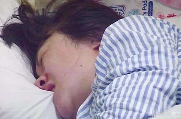 你的育儿经■孕妈生二胎不幸离世，5岁女儿在产房外不肯走，她的解释让人泪目