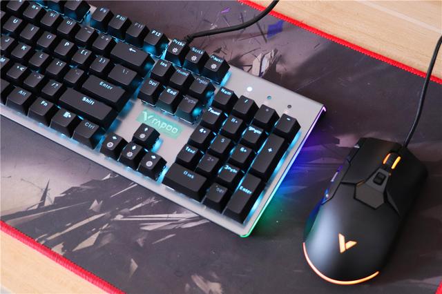 雷柏V530机械键盘：啪啪啪的敲击手感，游戏办公都很奈斯