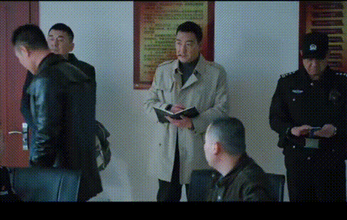 《三叉戟》开播登热搜，“站好最好一班岗”剧情催人泪下|江苏卫视