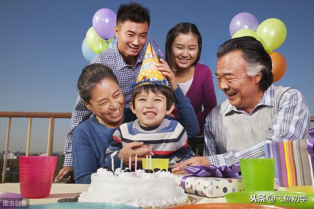 你的育儿经▲中国式家庭VS西方式父母：在哪种情况下才能“和孩子做朋友”？