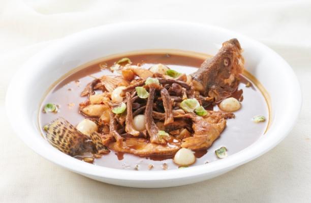 鹿茸|玫瑰盐蒸河虾、“高配版”绿豆汤、山药大理石冻糕……老字号夏季菜单上新