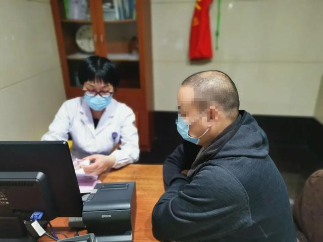 代谢|抽血抽出半管油！杭州一老总腹痛被送进急诊，医生：运气算好了......