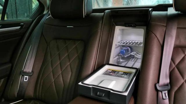 轴距3米、车长5米，配空气悬挂！新辉昂颇有意思