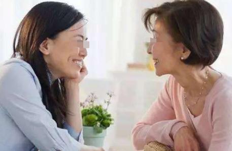 「你的育儿经」“一口饭都没给我留么”，90后宝妈喂完孩子没饭吃，怒掀餐桌