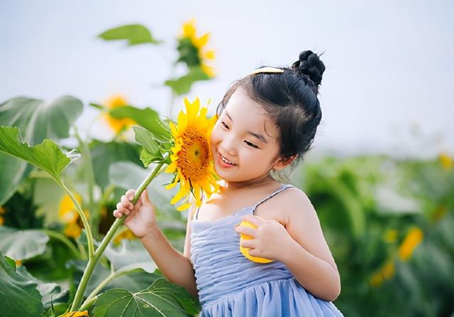 妈妈长相影响娃性别：漂亮易生女，普通易生儿？看看科学的解释