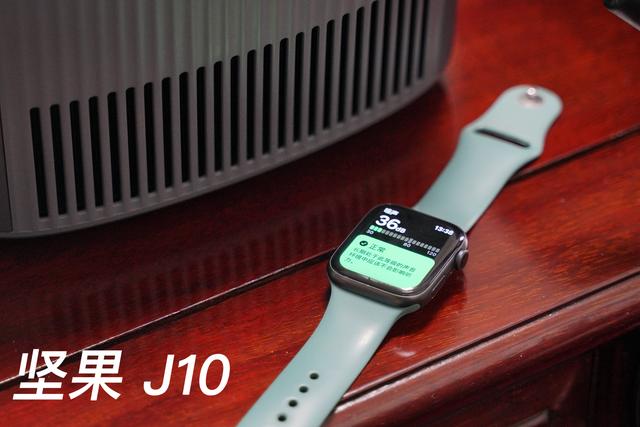 5000元档位投影对决——坚果J10、腾讯极光T6对比测评