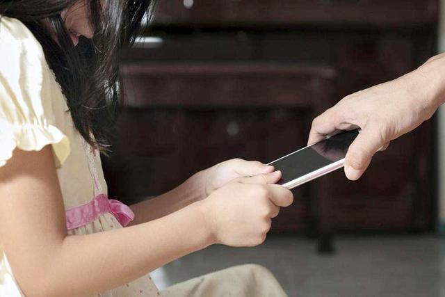 暖洋洋的灯光|如何培养娃的好习惯？或可尝试这招，“操作性条件反射”了解一下