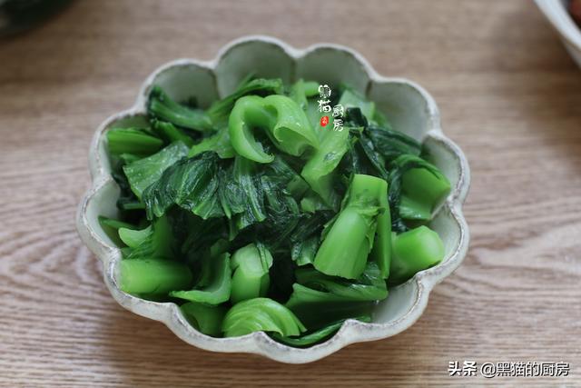 你的育儿经|父女俩的午餐在朋友圈火了，2菜1汤孩子吃饭香，网友：这爸爸靠谱