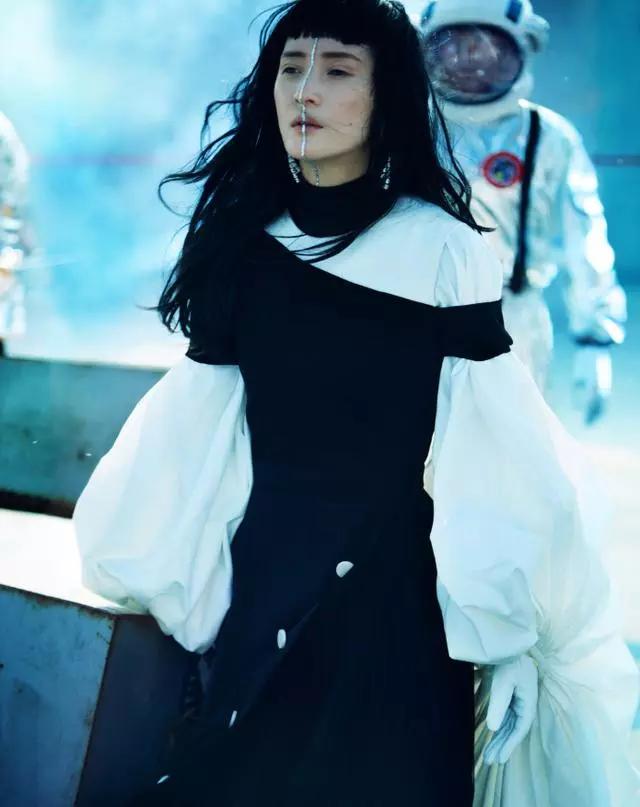 对你宣说|蒋勤勤凭什么瘦出“巩俐风”？原来是这三个技巧