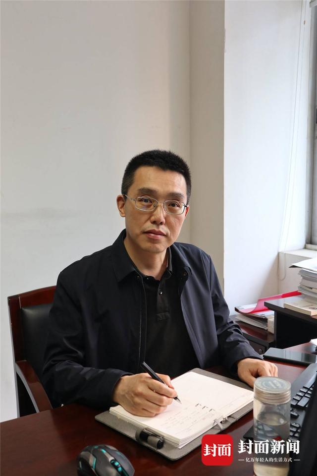 行业|成都市政协常委何立新：支持建立成渝行业协会联盟 促进成渝双城经济圈建设