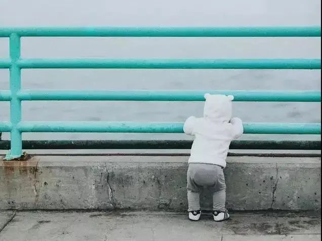 「暖先生格调」小心！“春捂”不当孩子易生病，这份穿衣指南真实用！