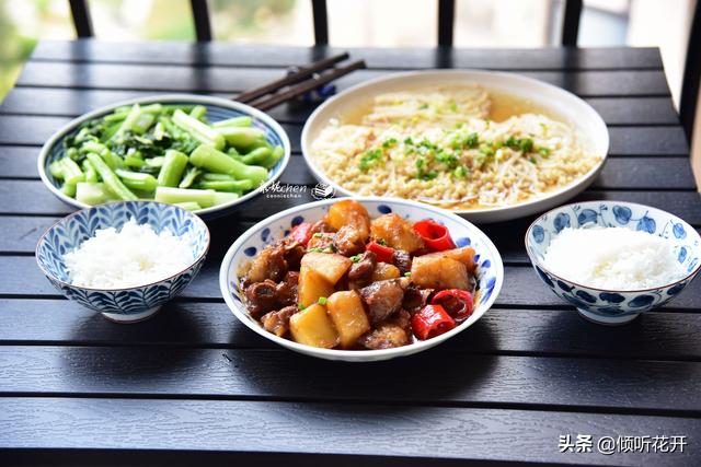 「超级宝妈」妈妈的味道，你留给她记忆中是哪道大餐？教育孩子和烧好菜有关？