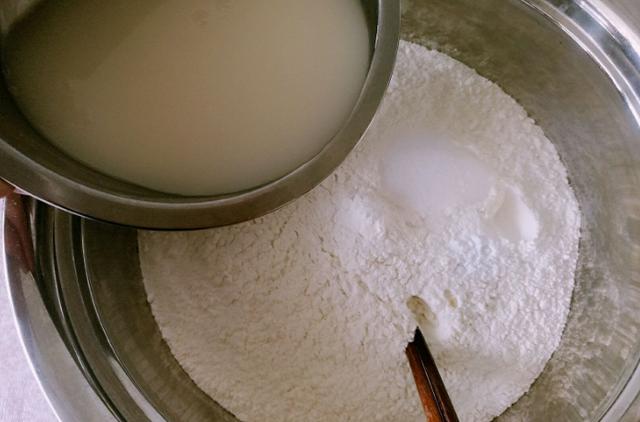 冬天进补，鸡鸭鱼肉靠边站，这肉是贵了一点，但再穷也要给孩子吃