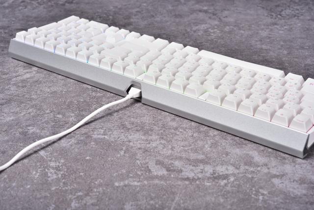 Cherry MX Board三款机械键盘开箱：主流本家信仰