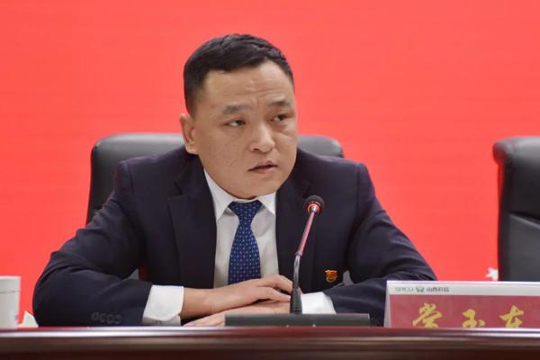 工作|武乡农商行：凝心聚力勇于“拼”你追我赶肯定“红”