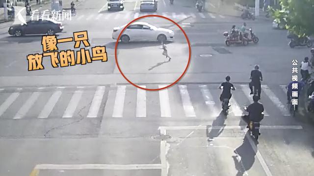 超级宝妈|5岁男童玩捉迷藏跑到2公里外 三小时后找回保姆痛哭:吓死我了