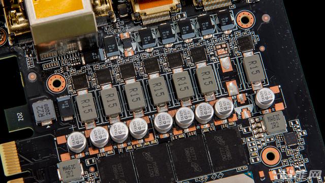 技嘉RTX 3080 VISION OC雪鹰显卡评测