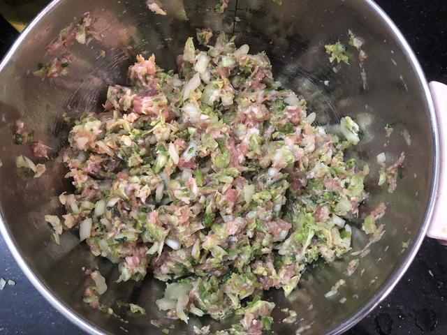 冬天饺子最爱这个馅，比韭菜香多了，一口一个吃不停嘴，特解馋