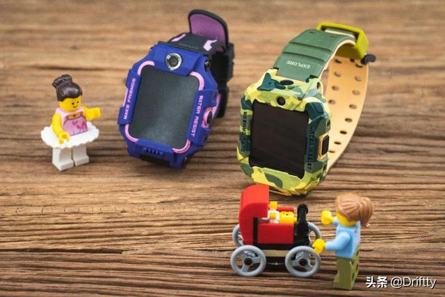 旗舰对决-为何近一倍差价？360儿童手表S2与小天才Z6横评